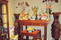 Tết Đinh Dậu 2017: Bài trí bàn thờ để rước lộc vào nhà? 