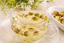 Đừng lạm dụng thuốc Tây, dùng trà chữa bệnh hay hơn nhiều