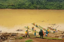 Tìm thêm 3 thi thể nạn nhân vụ lũ quét ở Yên Bái 
