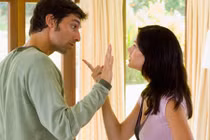 Đắng lòng vợ khinh bố mẹ chồng nghèo, không muốn về ăn Tết