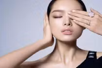 Chỉ vài động tác đơn giản loại bỏ ngay chứng ù tai đáng ghét