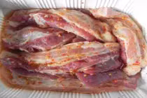 Thịt heo muối thơm ngon cho mùa giáng sinh thêm ấm áp