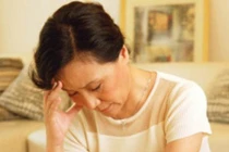 Con dâu ra ở riêng, mẹ chồng khóc ròng vì bị coi thường