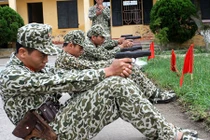 Kinh ngạc sức khỏe của chiến sĩ Đặc công Việt Nam