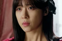  Vợ cay đắng trào nước mắt khi mở chiếc hộp bí mật của chồng bệnh tật