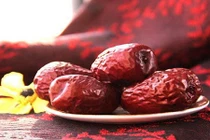 Học cách dưỡng sinh bằng táo đỏ của bậc thầy Đông y 97 tuổi