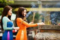 4 bài khấn khi đi lễ chùa đầu năm ai cũng nên biết