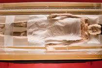 Hoảng hồn xác ướp 2.100 năm tuổi còn nguyên nội tạng