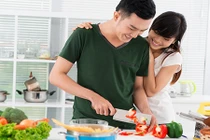 Lạ lùng cô gái muốn ly hôn vì chồng... quá tốt