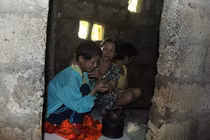 Nỗi đau kinh hoàng mẹ xây “nhà tù” nhốt ba con tâm thần