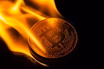 Giá Bitcoin hôm nay 9/7: Đồng tiền ảo đang leo lên đỉnh cũ