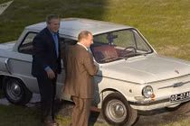 Ngắm dàn “xế hộp” Tổng thống Putin từng cầm lái qua năm tháng