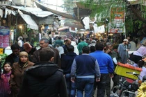 Cảnh người dân Syria tấp nập đi chợ hiếm thấy tại Damascus
