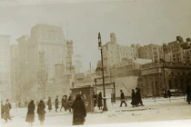 Khung cảnh đường phố New York nhộn nhịp gần 100 năm trước