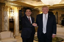 Ảnh: Tổng thống đắc cử Donald Trump gặp Thủ tướng Nhật Abe