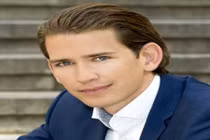 Vẻ điển trai hút hồn của ngoại trưởng trẻ nhất Châu Âu