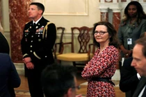Bí ẩn lý do từ bỏ ghế Giám đốc CIA của bà Gina Haspel
