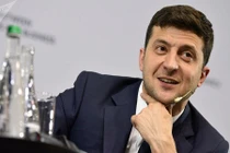 Đoàn xe của Tổng thống Ukraine Zelensky gặp tai nạn