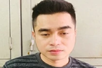 Cảnh sát đột kích sới bạc trong căn nhà hoang