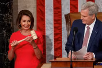 Nancy Pelosi: Từ bà nội trợ đến người phụ nữ quyền lực nhất nước Mỹ