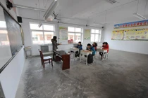 Ghé thăm ngôi trường 15 học sinh, 20 giáo viên ở TQ