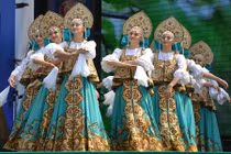 Chùm ảnh lễ hội Karavon độc đáo ở Nga