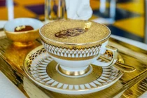 Cappuccino phủ bột vàng và 7 món ăn xa hoa ở Dubai