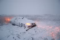 Hình ảnh nước Anh chìm trong băng giá những ngày đầu đông