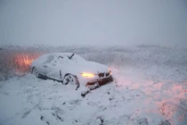 Hình ảnh nước Anh chìm trong băng giá những ngày đầu đông