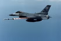 Mỹ không kích nhầm ở Mosul, gần 200 lính Iraq thương vong