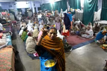 Bi thương những góa phụ Ấn Độ bị ruồng rẫy