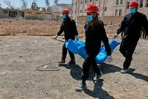 Rùng mình hố chôn tập thể hơn 800 dân thường tại Raqqa