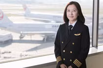 Điều ít biết về nữ cơ trưởng đầu tiên của Nhật Bản