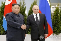 Thượng đỉnh Nga-Triều: Ông Putin gây bất ngờ khi “đến sớm” gặp ông Kim