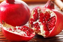 Môi hồng tự nhiên cấp tốc chỉ với 3 nguyên liệu nhà nào cũng có! 