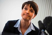 Đảng cực hữu AfD trỗi dậy “nguy hiểm” như thế nào?