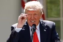 Hé lộ mối “duyên nợ” giữa Tổng thống Trump và Nga