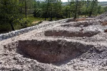 Cận cảnh “Nghĩa địa Tạo phản” chôn lính đảo chính ở TNK