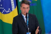Chế nhạo Đệ nhất phu nhân Pháp, Tổng thống Brazil bị "ăn mắng"