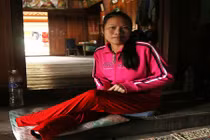 Xót xa cô gái đẹp bị lừa bán, về nhà với đôi chân cụt