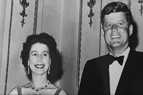 Nữ hoàng Elizabeth II và cuộc gặp gỡ với 12 đời Tổng thống Mỹ