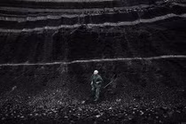 Hiểm nguy rình rập từ những mỏ than ở Hy Lạp