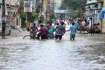 Hình ảnh ngập lụt kinh hoàng ở Ấn Độ