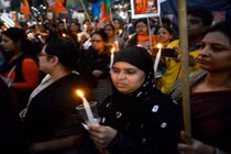 Rùng mình bé gái 12 tuổi bị cưỡng hiếp, chặt xác phi tang