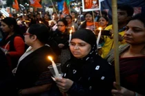 Rùng mình bé gái 12 tuổi bị cưỡng hiếp, chặt xác phi tang