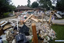 Cảnh tượng tan hoang sau cơn lũ lụt kinh hoàng ở Mỹ