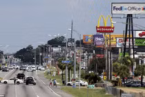 Hiện trường xả súng kinh hoàng khiến 3 cảnh sát Mỹ thiệt mạng