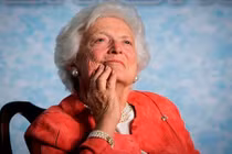 Cựu Đệ nhất phu nhân Mỹ Barbara Bush qua đời ở tuổi 92
