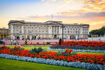 Choáng ngợp những nơi ở của Nữ hoàng Anh Elizabeth II