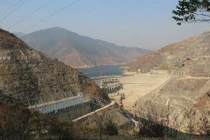 Đập thủy điện Trung Quốc chắn sông Mekong: Hạ lưu “lãnh đủ”